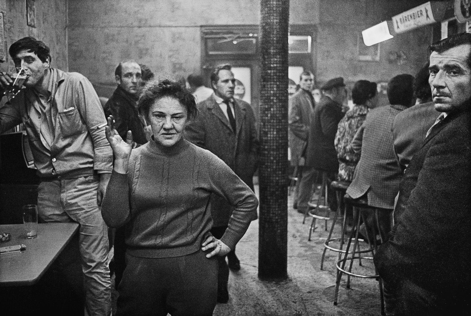 Inez på Café Lehmitz af Anders Petersen